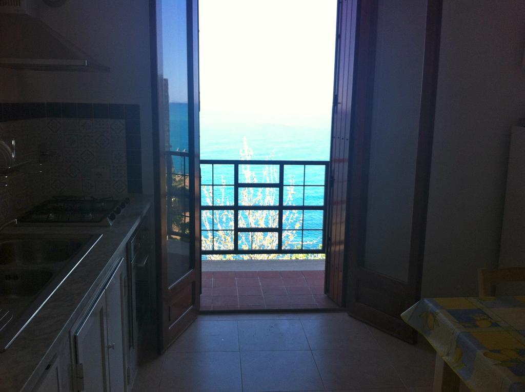 Marco Polo Casa Vacanze Pollina Zimmer foto